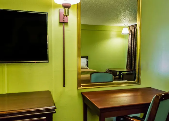 Hotel Econo I-79 Pittsburgh