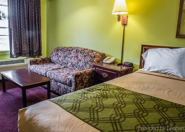 Econo I-79 Hotel